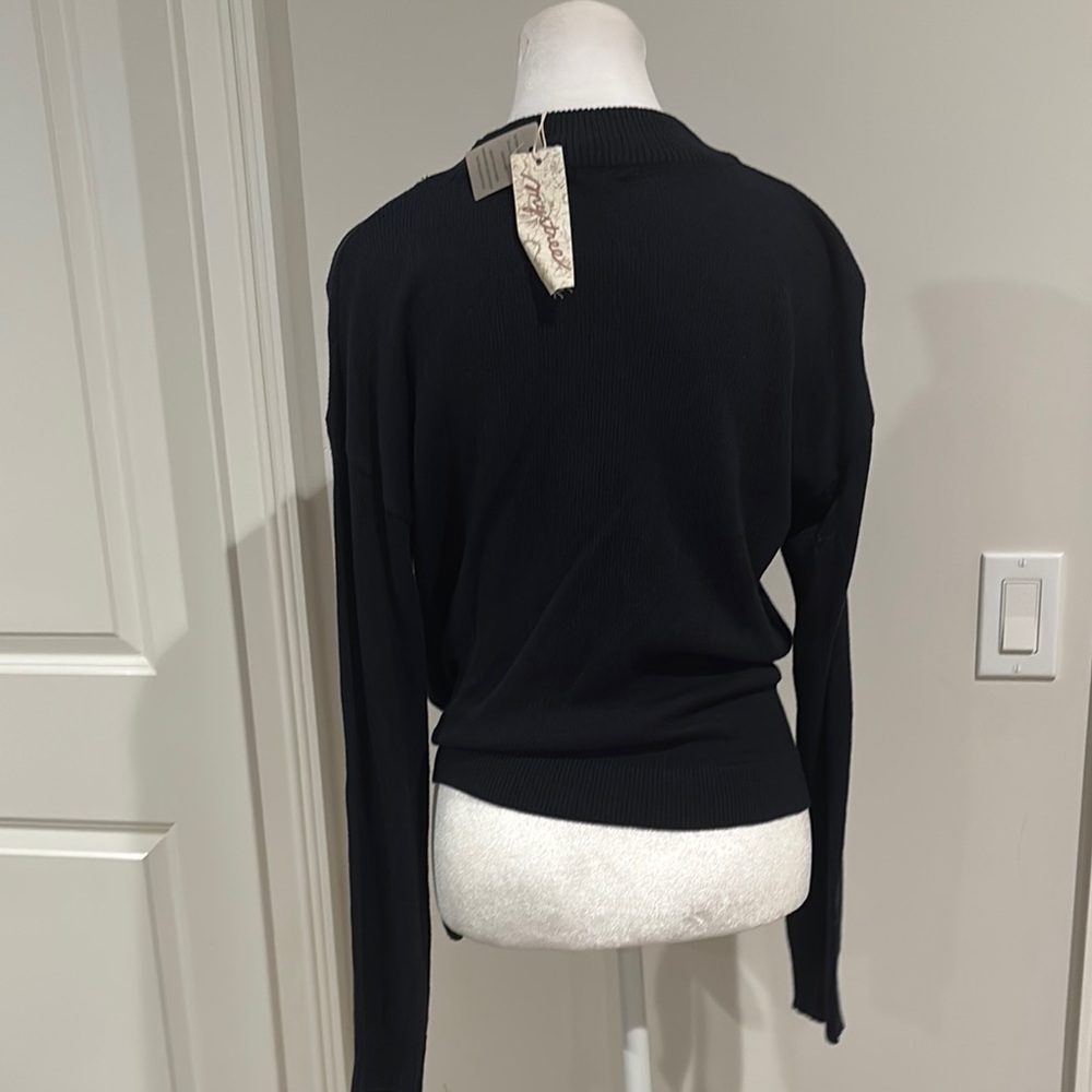 Mystree Navy Long Sleeve Tie Front Sweater Medium NWT - Picture 5 of 6